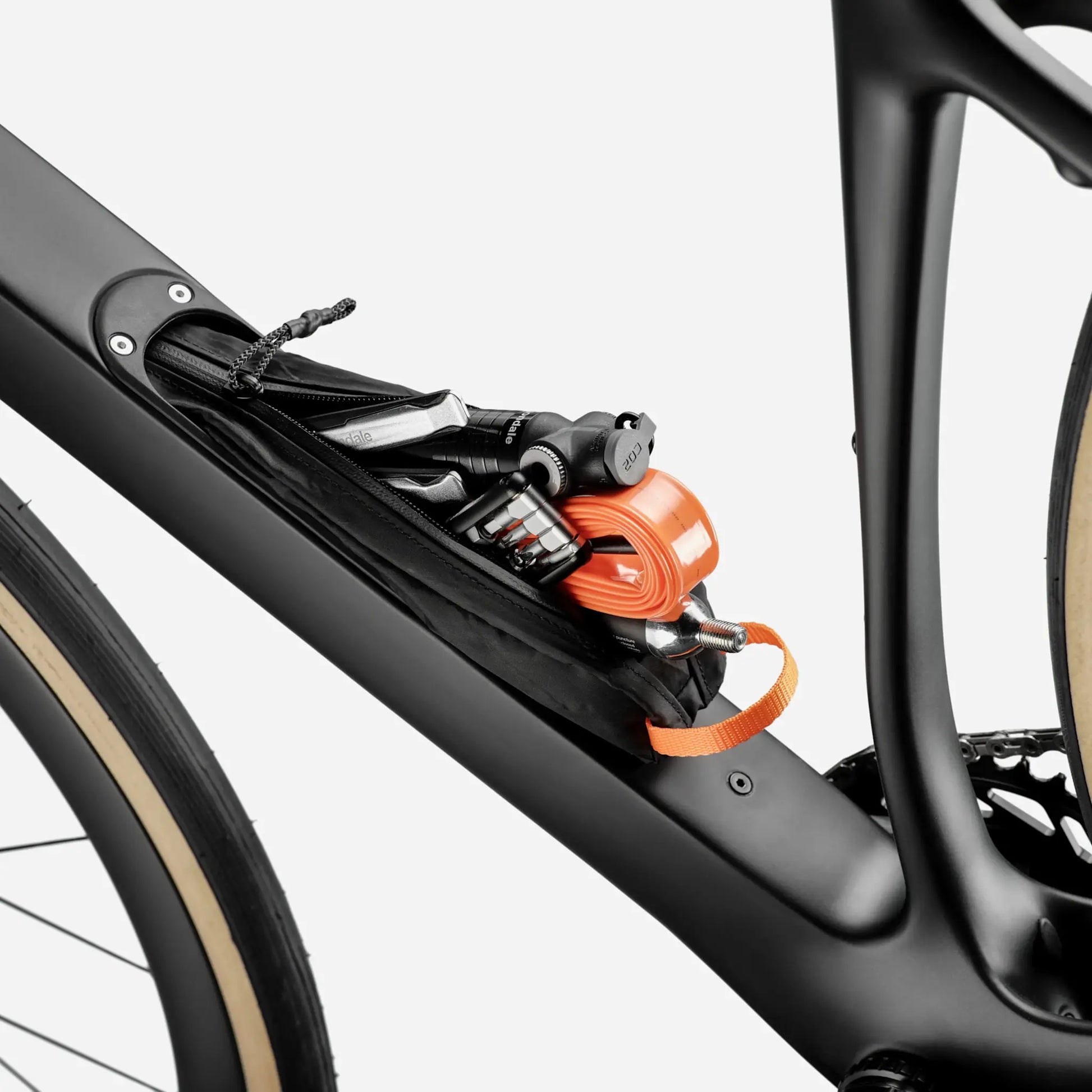 Bicicleta Cannondale Synapse 5 Carbon Black